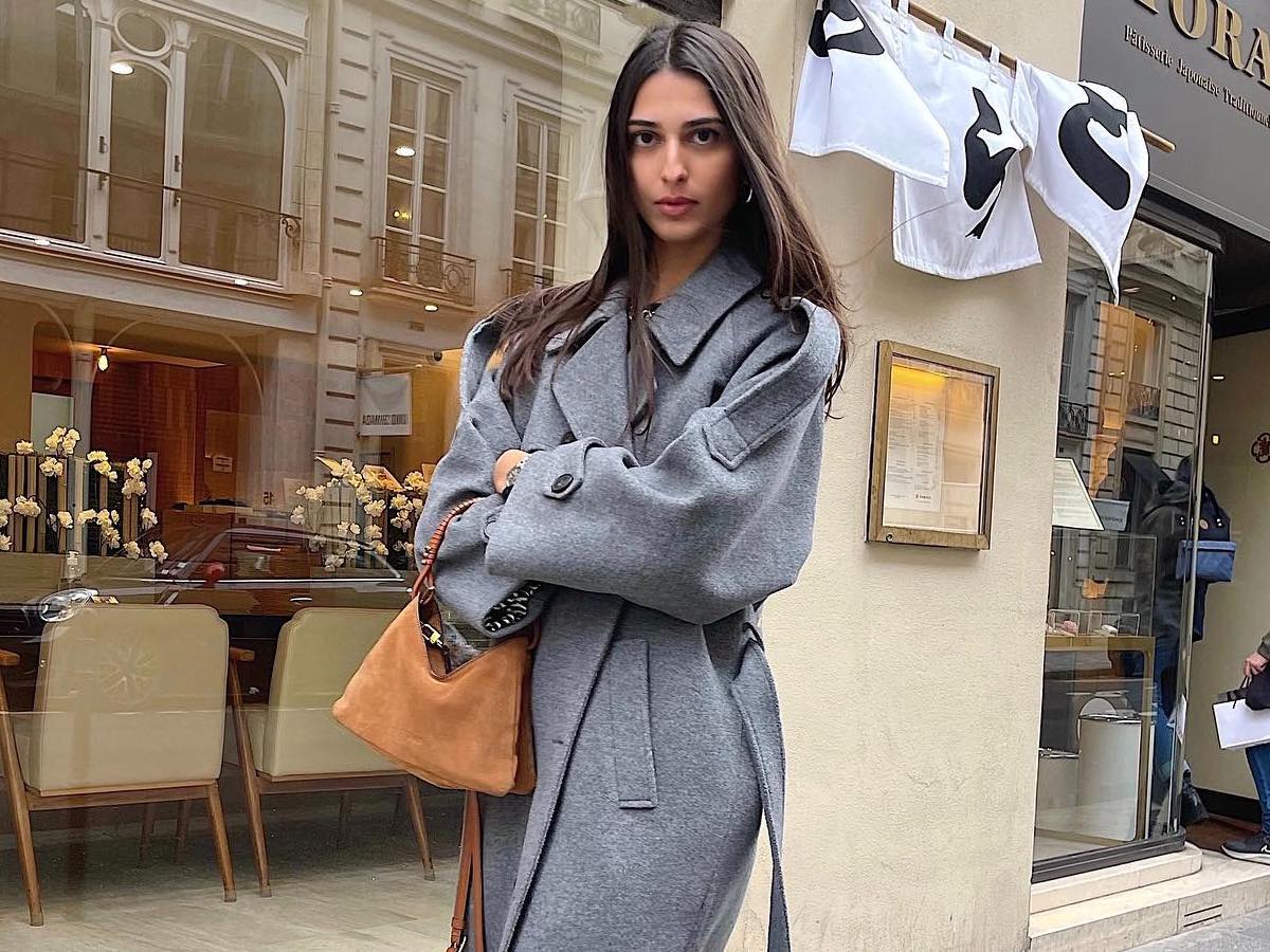 Pointed-Toe Heels Outfit Idea Pointed-Toe Heels Outfit Idea — Long Coat Outfits