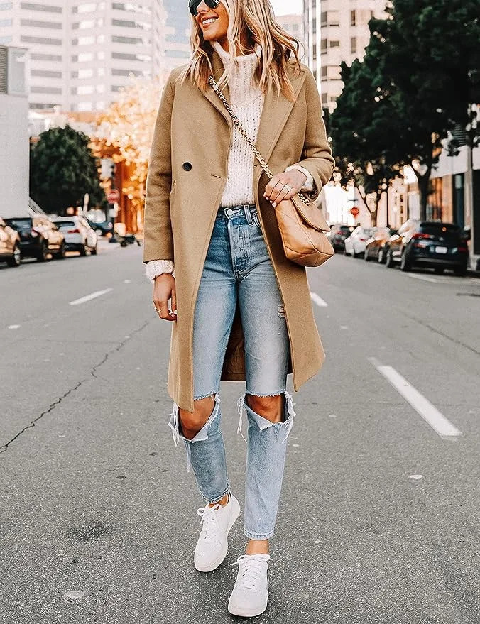 Chic Peacoat Look with a Turtleneck and Ripped Jeans — Peacoat Outfits