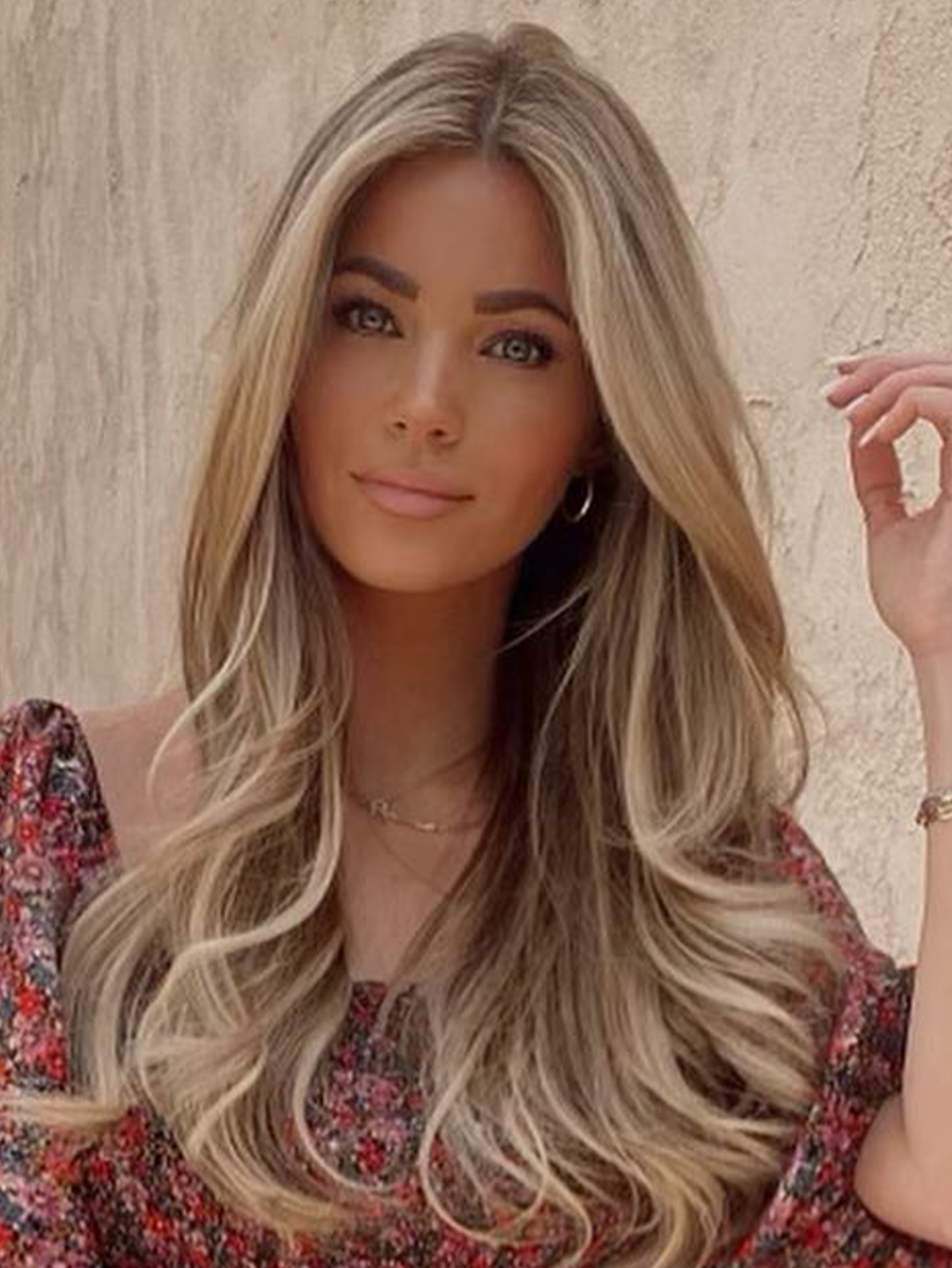 Collarbone Cut With Curtain Fringe Collarbone Cut With Curtain Fringe — Winter Haircuts for Thick Hair