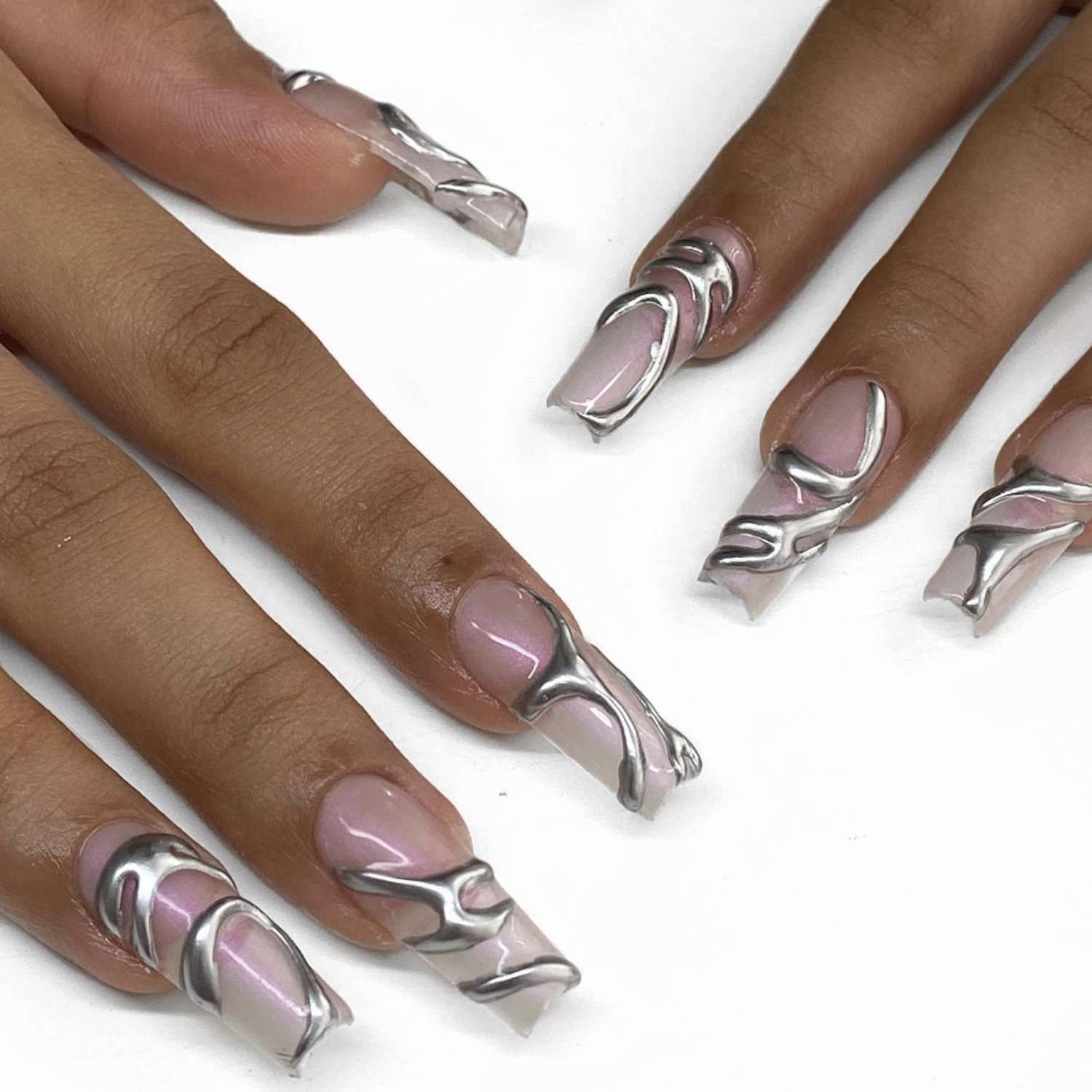 Chrome Glossy Visual Idea Chrome Glossy Visual Idea — Silver Chrome Nails