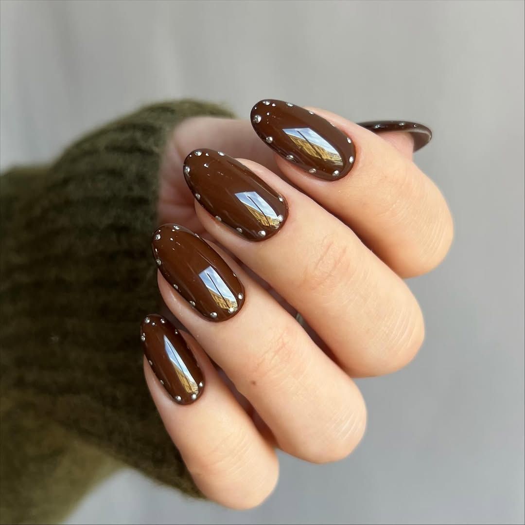 Warm Brown Metallic Studded Stilettos Warm Brown Metallic Studded Stilettos — Winter Gel Nail Colors