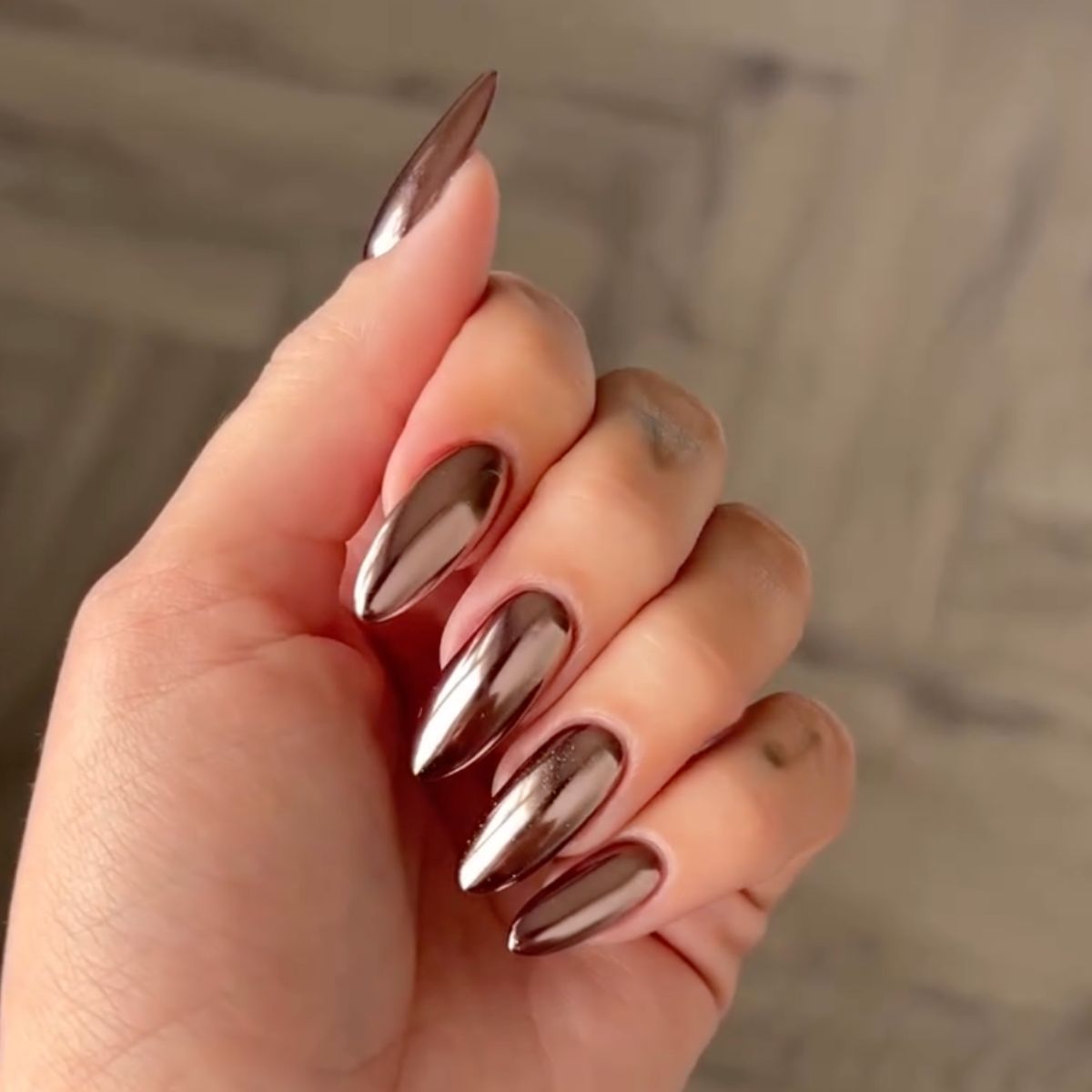 Warm Brown Coppery Chrome Nails Warm Brown Coppery Chrome Nails — Winter Chrome Nails