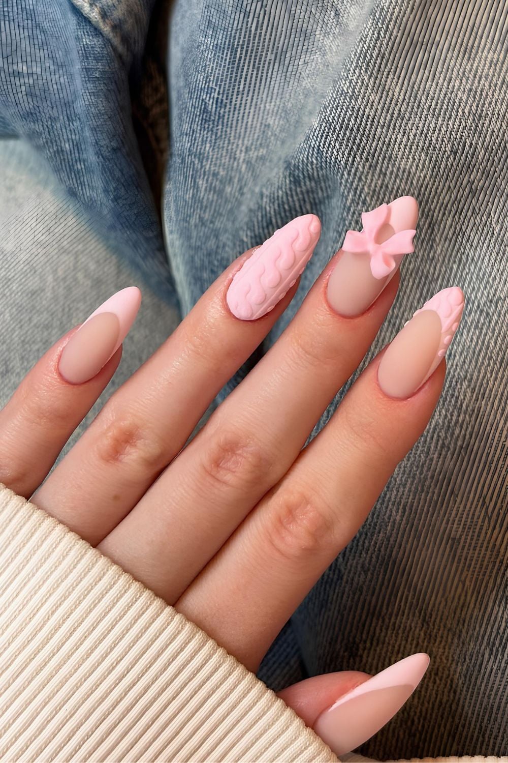 Light Pink French Knit with Bow Light Pink French Knit with Bow — Sweater Nails