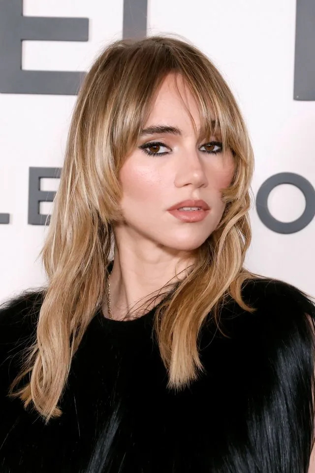 Honey Blonde With Highlights Visual Idea — Winter Shag Haircuts