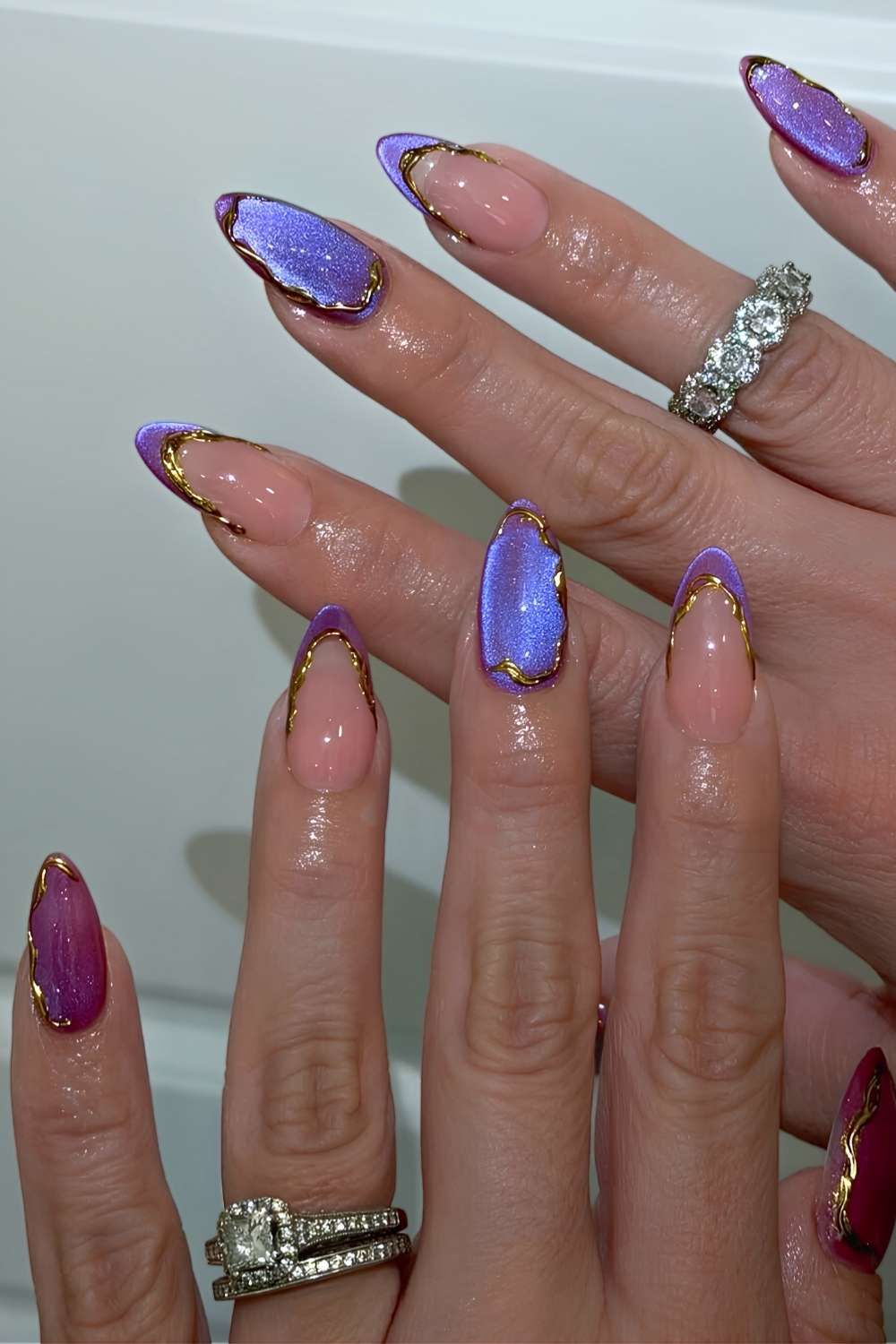 Long Almond Purple Cat-Eye Tips with Gold Foil Long Almond Purple Cat-Eye Tips with Gold Foil — Winter Purple Nails