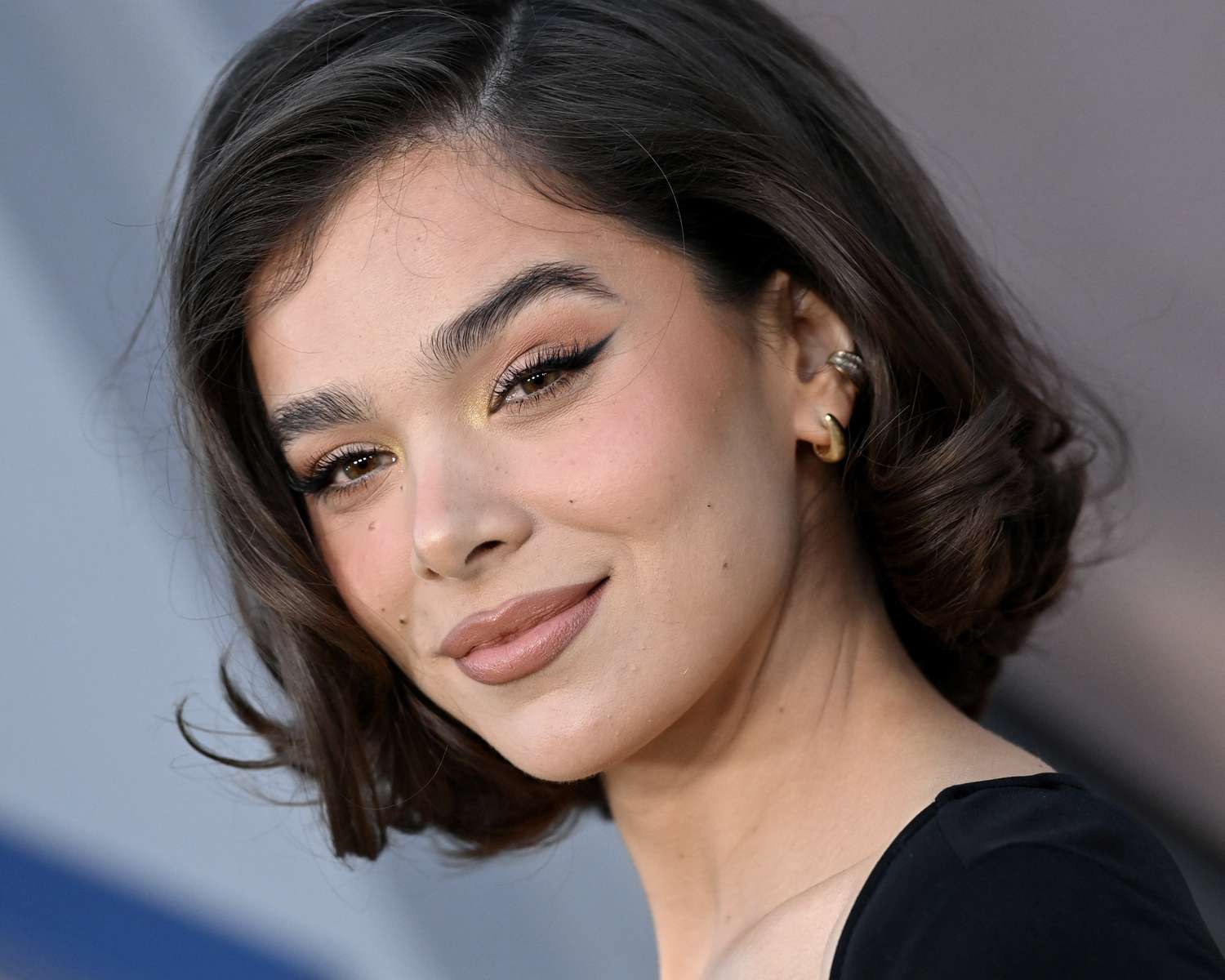 Mid-Back Medium Brown With Caramel Highlights — Wavy Hair Extending To Mid-Back — Winter Hair Colors for Brown Eyes
