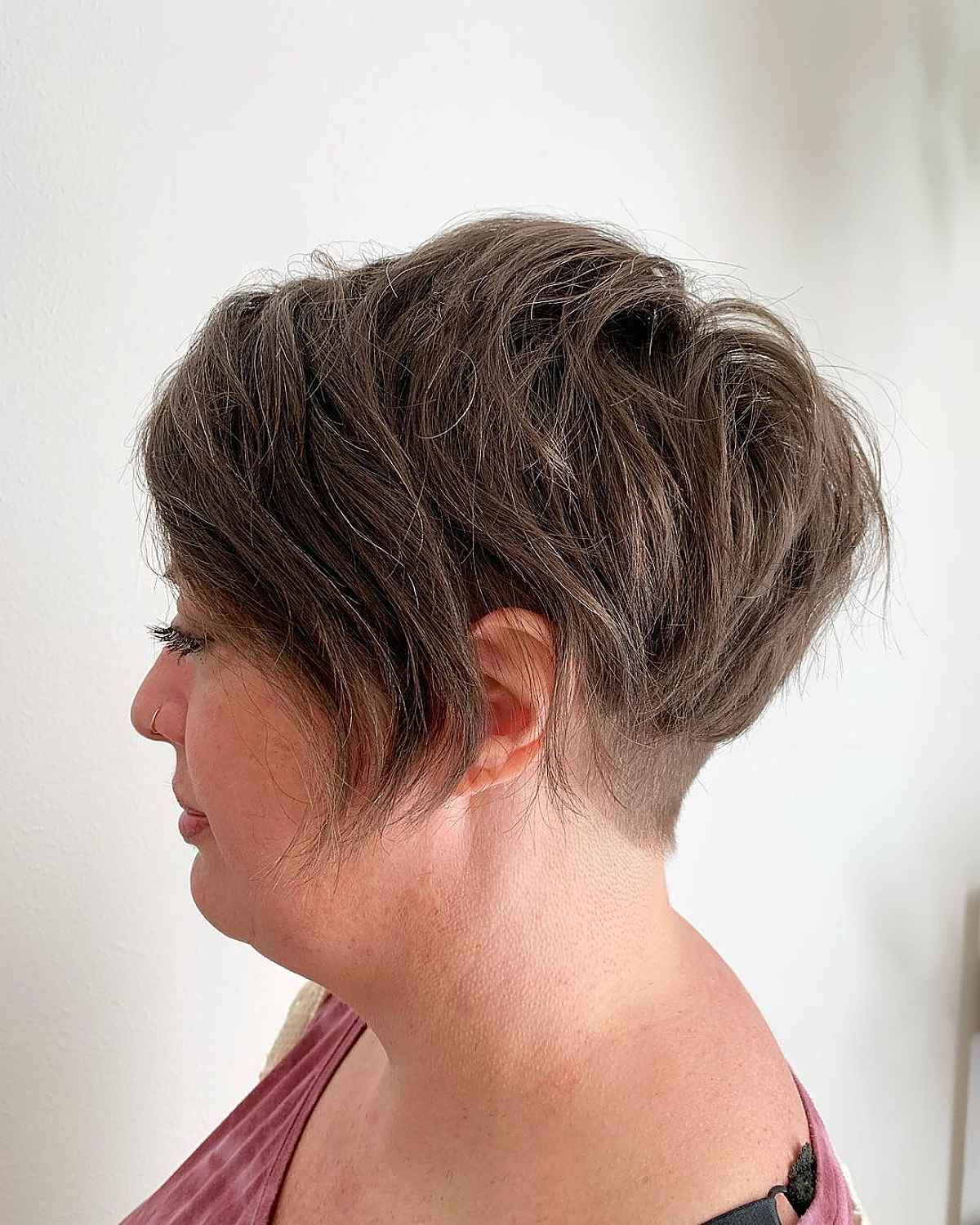 Visual Idea — The Hair Ends At The Ear Visual Idea — The Hair Ends At The Ear — Winter Hairstyles for Plus Size Women