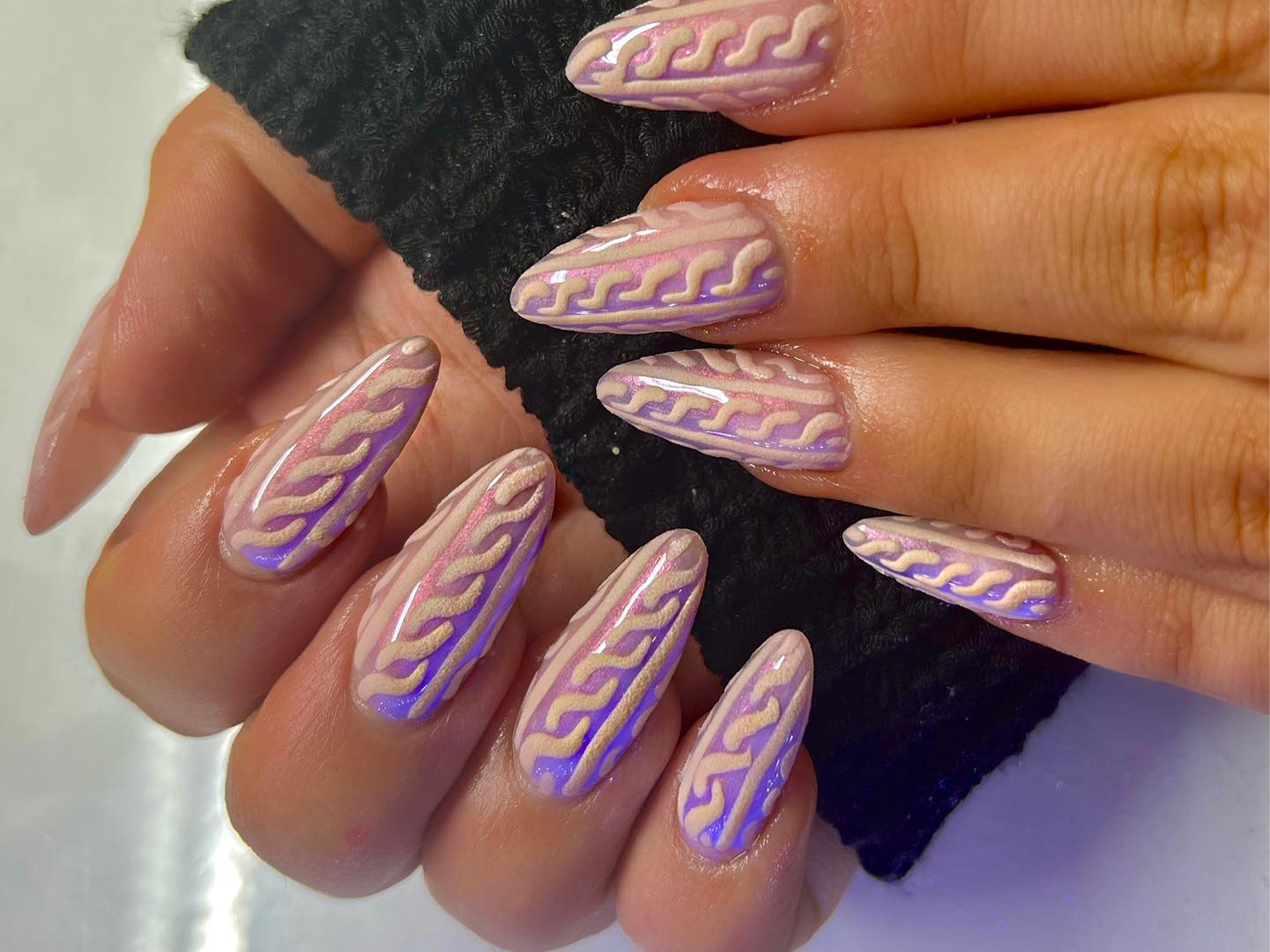Long Stiletto Raised Cable Knit Long Stiletto Raised Cable Knit — Winter Dip Powder Nails