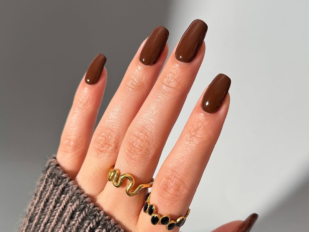 Gold Foil French Tip Stiletto Nails — Winter Nail Colors for Pale Skin