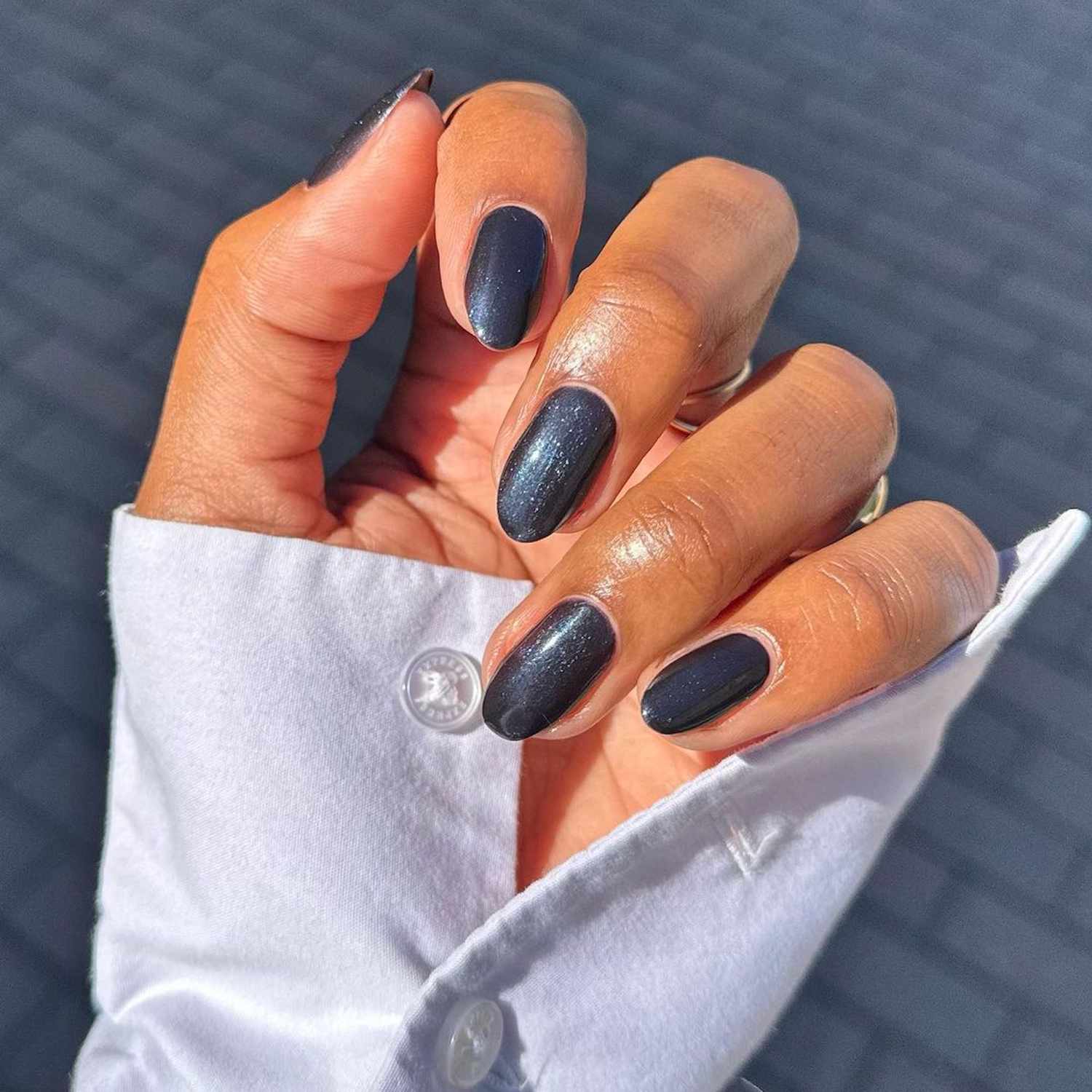 Charcoal Grey with Subtle Blue Shimmer Charcoal Grey with Subtle Blue Shimmer — Winter Black Nails