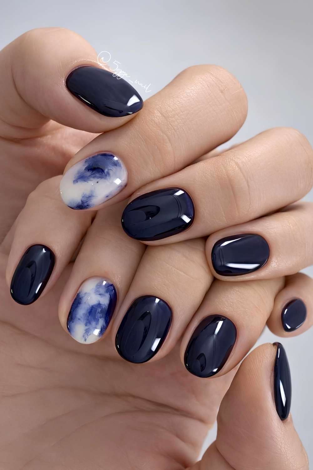 Navy Blue with Abstract Marble — Winter Marble Nails