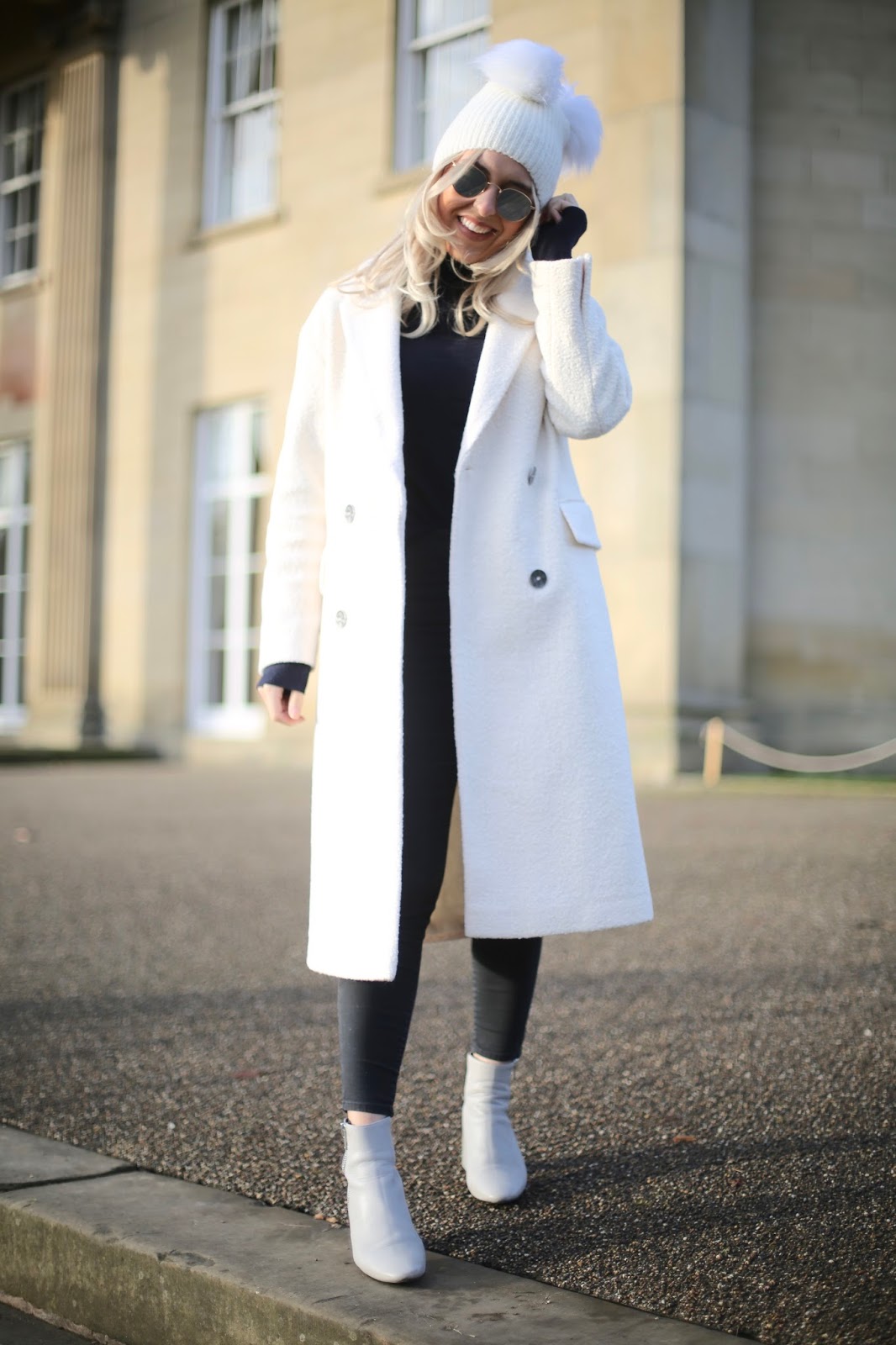 White Ankle Boots Outfit Idea White Ankle Boots Outfit Idea — Long Coat Outfits