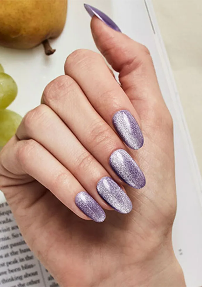 Light Lavender Velvet Cat Eye — Velvet Nails