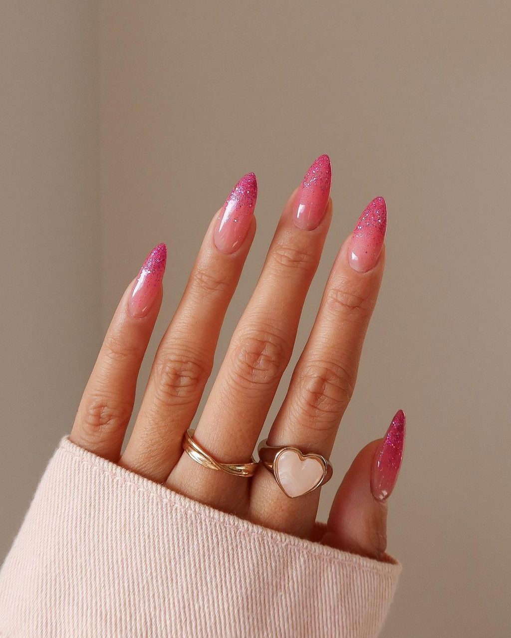 Pink Glitter Ombre Stiletto Nails Pink Glitter Ombre Stiletto Nails — Winter Pink Nails