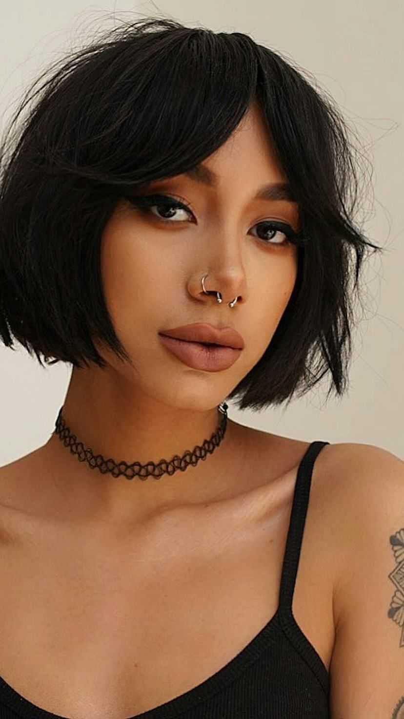 Edgy Chin Bob With Blunt Bangs — Winter Haircuts with Bangs