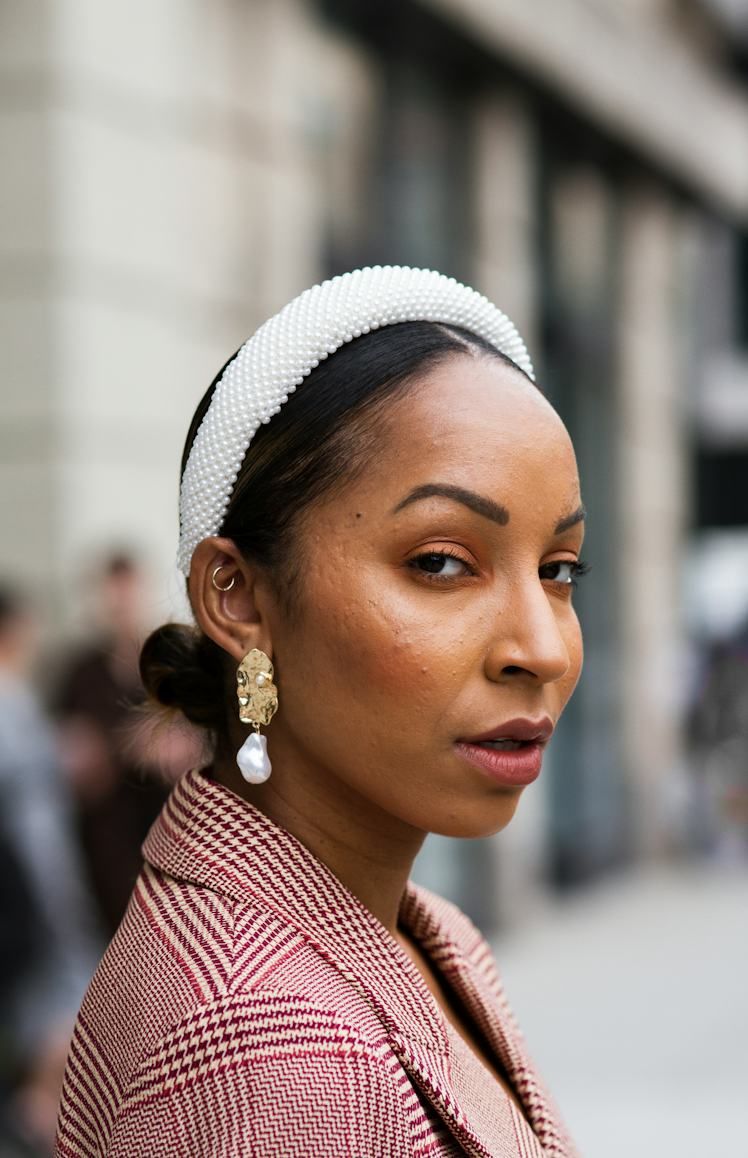 Visual Idea — A Woman With Dark Brown — Winter Hairstyles with Headband