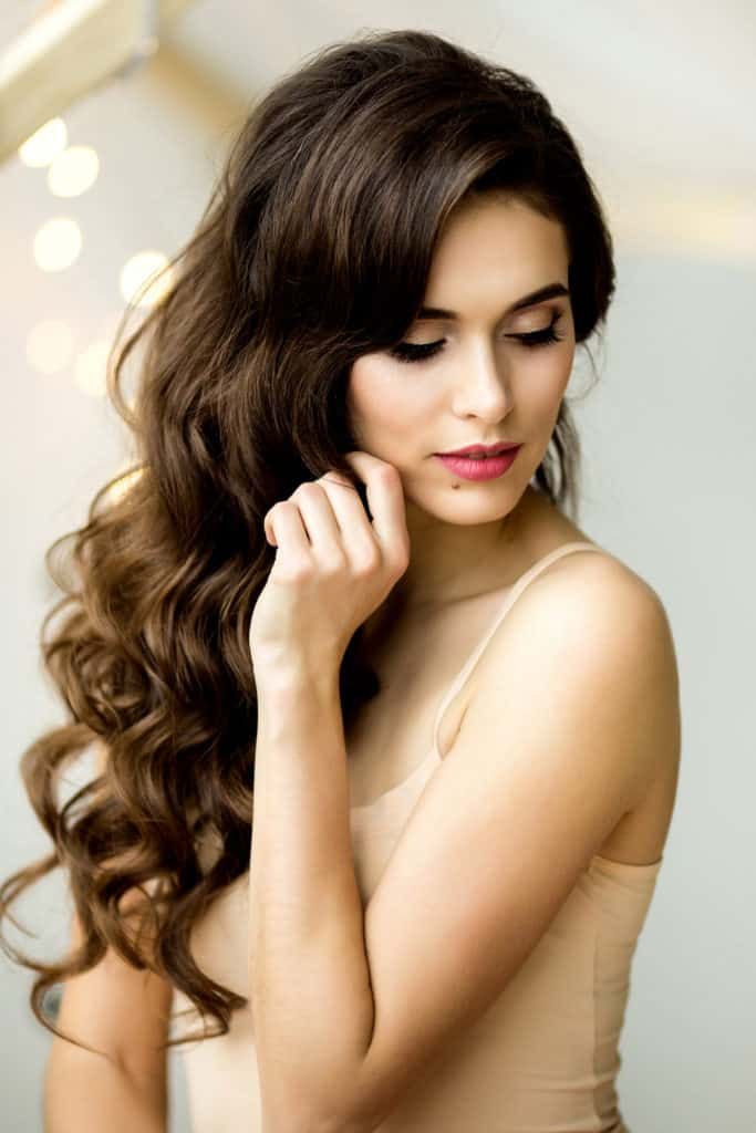 Collarbone Visual Idea — Winter Date Night Hairstyles