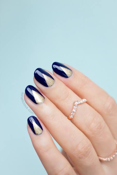 Medium Oval Gold Glitter Triangle Navy — Navy Blue Nails