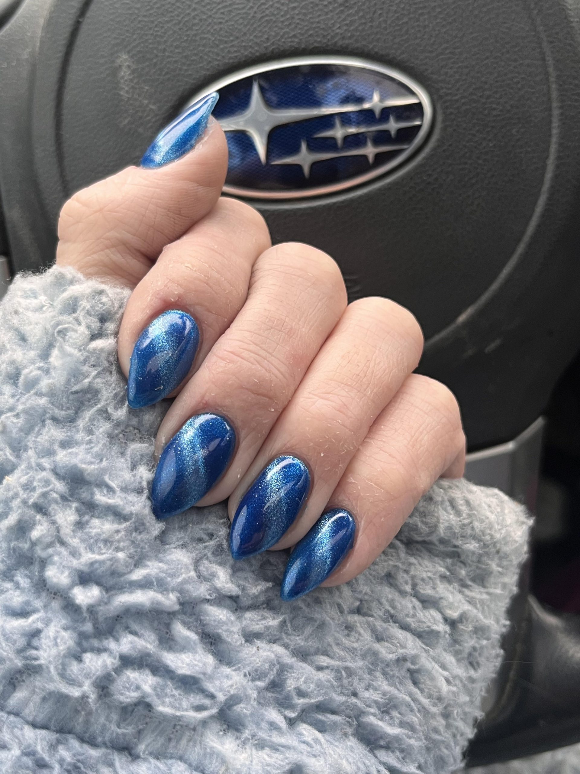 Navy Blue Glitter with Silver Lines — Winter Cat Eye Nails