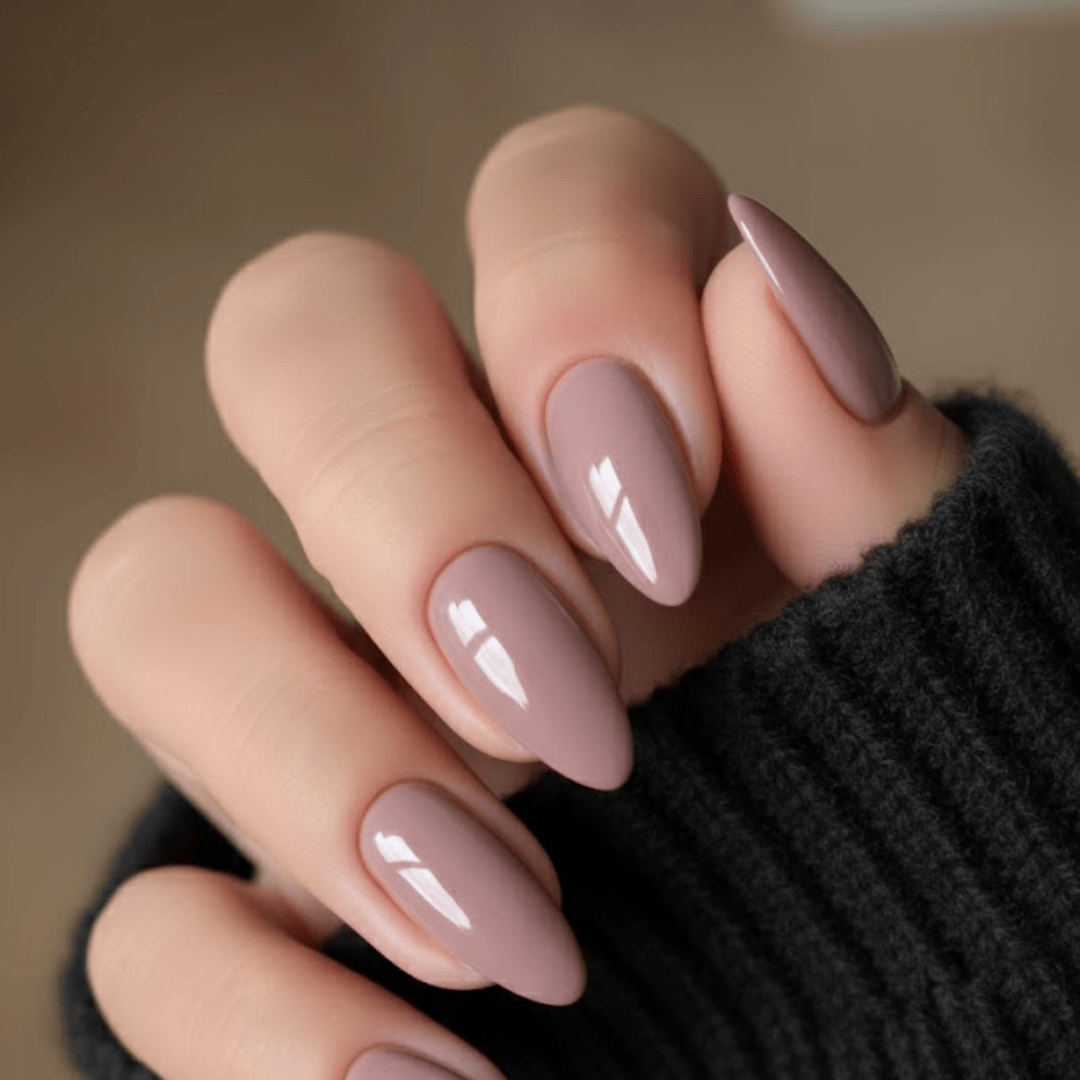 23+ Classy Winter Nails Ideas for a Refined Look - Obviousmag
