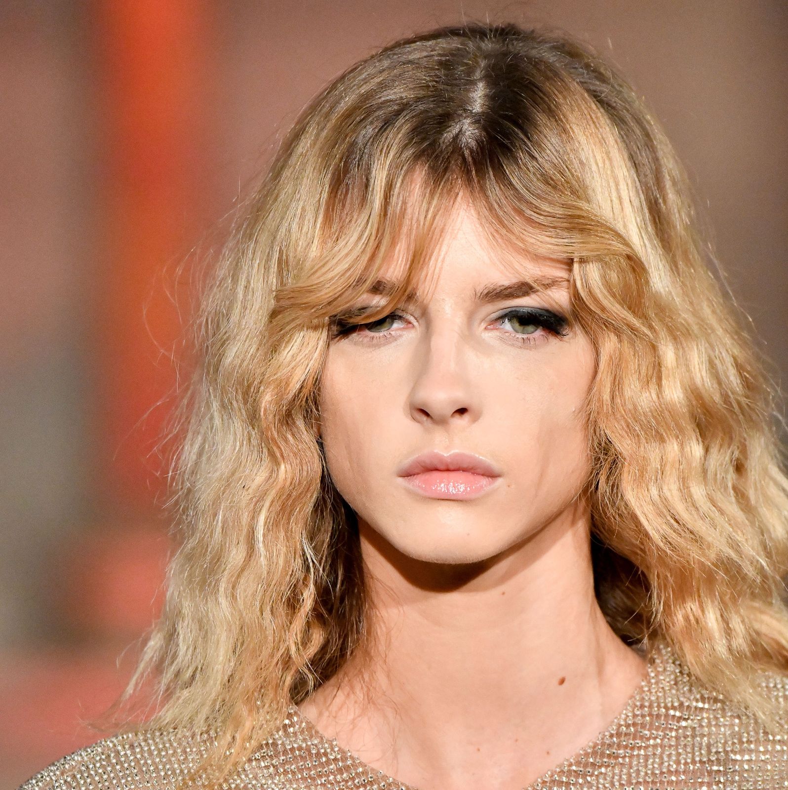 Mid-Back Layers With Wispy Bangs — Winter Haircuts with Bangs
