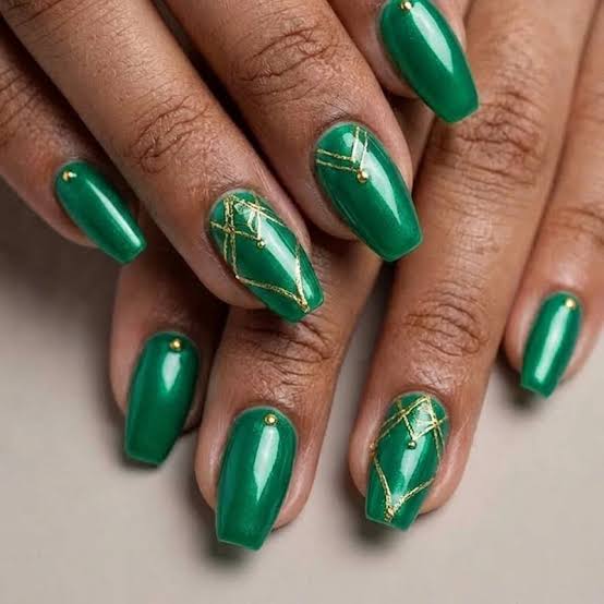 Emerald with Gold Geometric Line Art — Emerald Green Nails