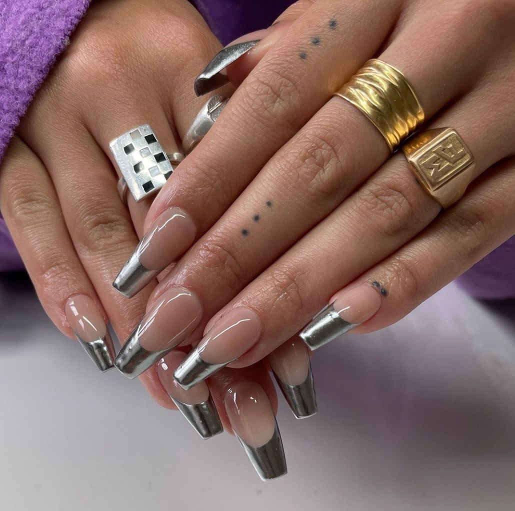 Any Visual Idea Any Visual Idea — Silver Chrome Nails
