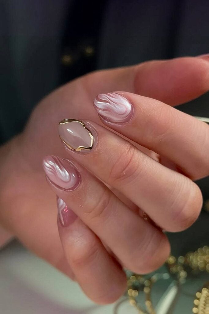Short Oval Abstract Pearl Swirl Nails Short Oval Abstract Pearl Swirl Nails — Winter Wedding Nails