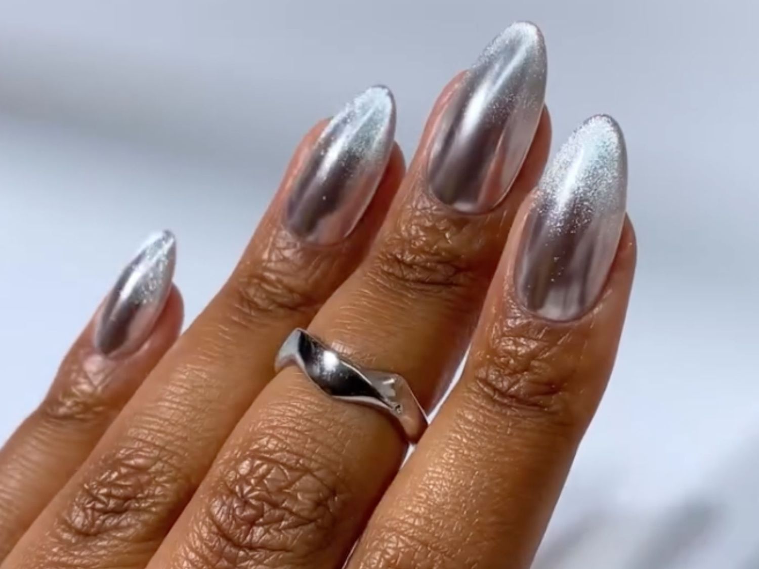 Silver Chrome Stiletto Nails Silver Chrome Stiletto Nails — Everyday Winter Nails