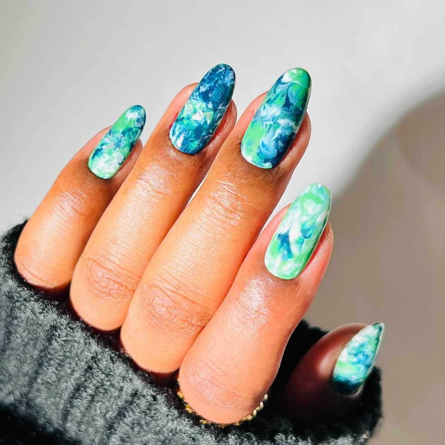 Vibrant Blue and Green Marble — Winter Marble Nails