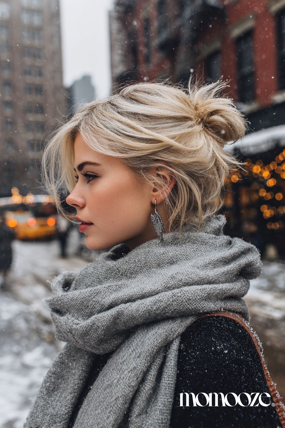 17+ Winter Messy Bun Hairstyles That Actually Look Effortless