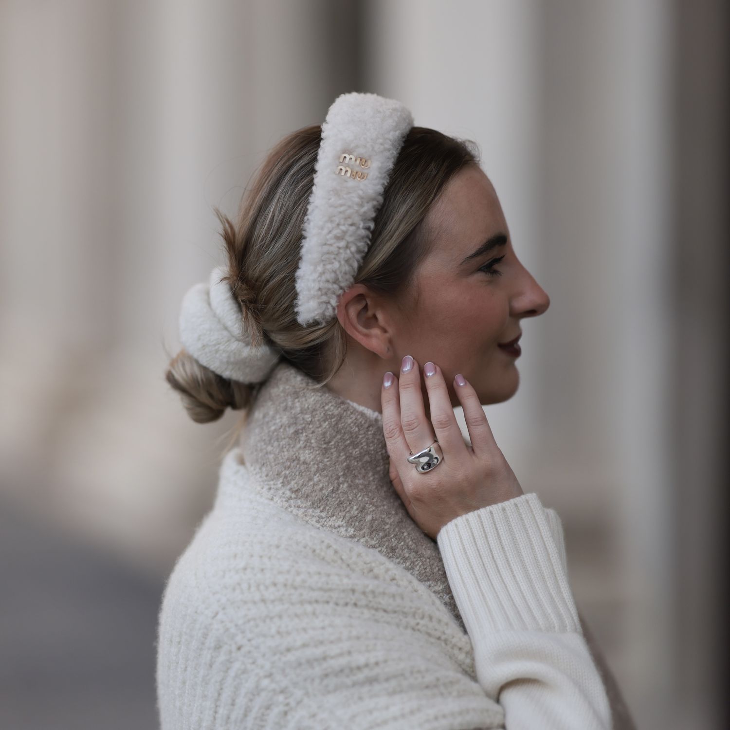 Winter Hairstyles with Headband