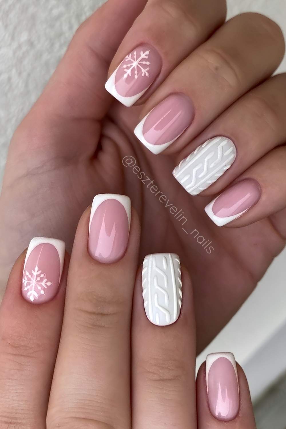 Textured Matte Cable Knit Short Square Nails — Winter White Nails