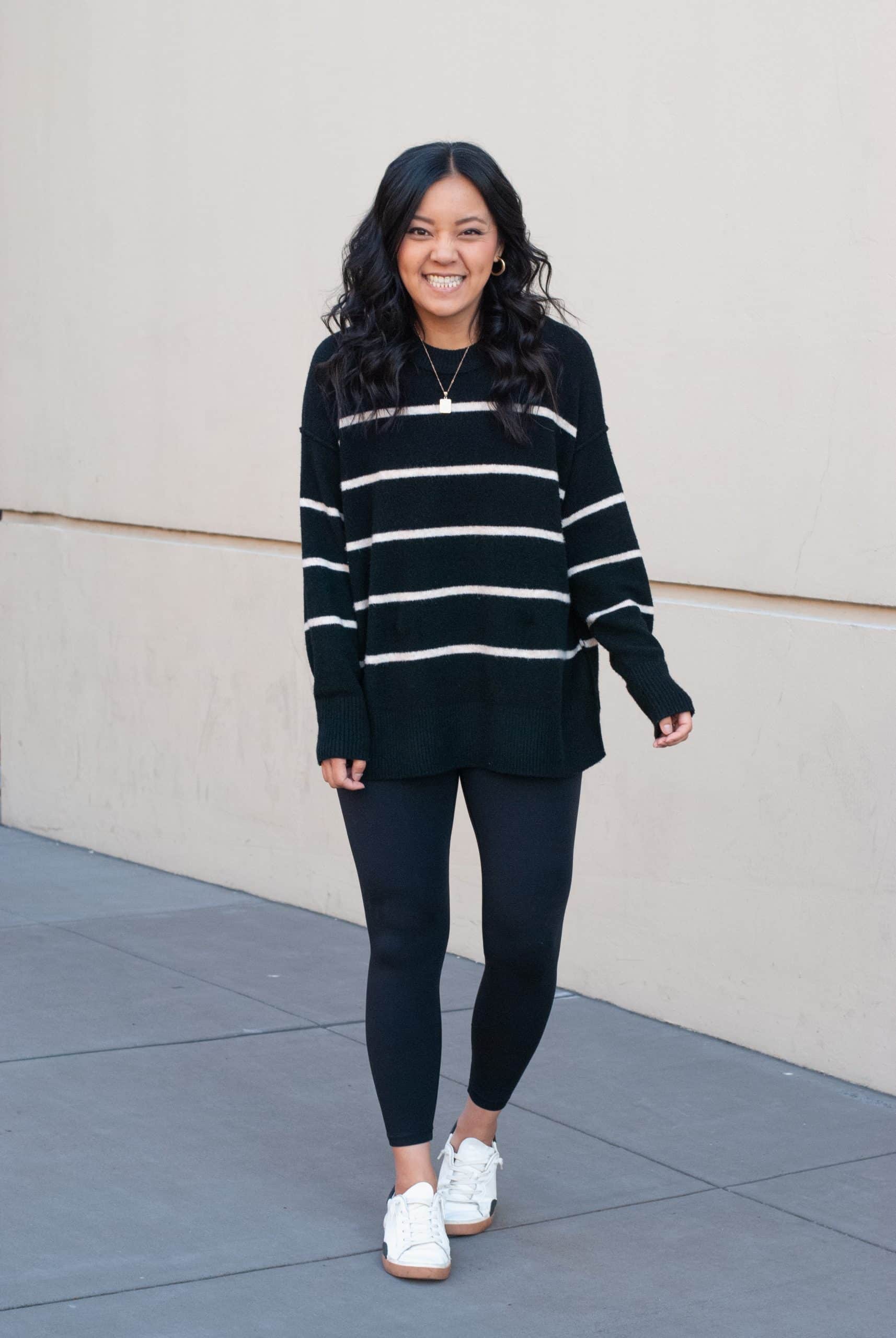 Striped Oversized Sweater and Sneakers for a Casual Day — Winter Outfits with Leggings