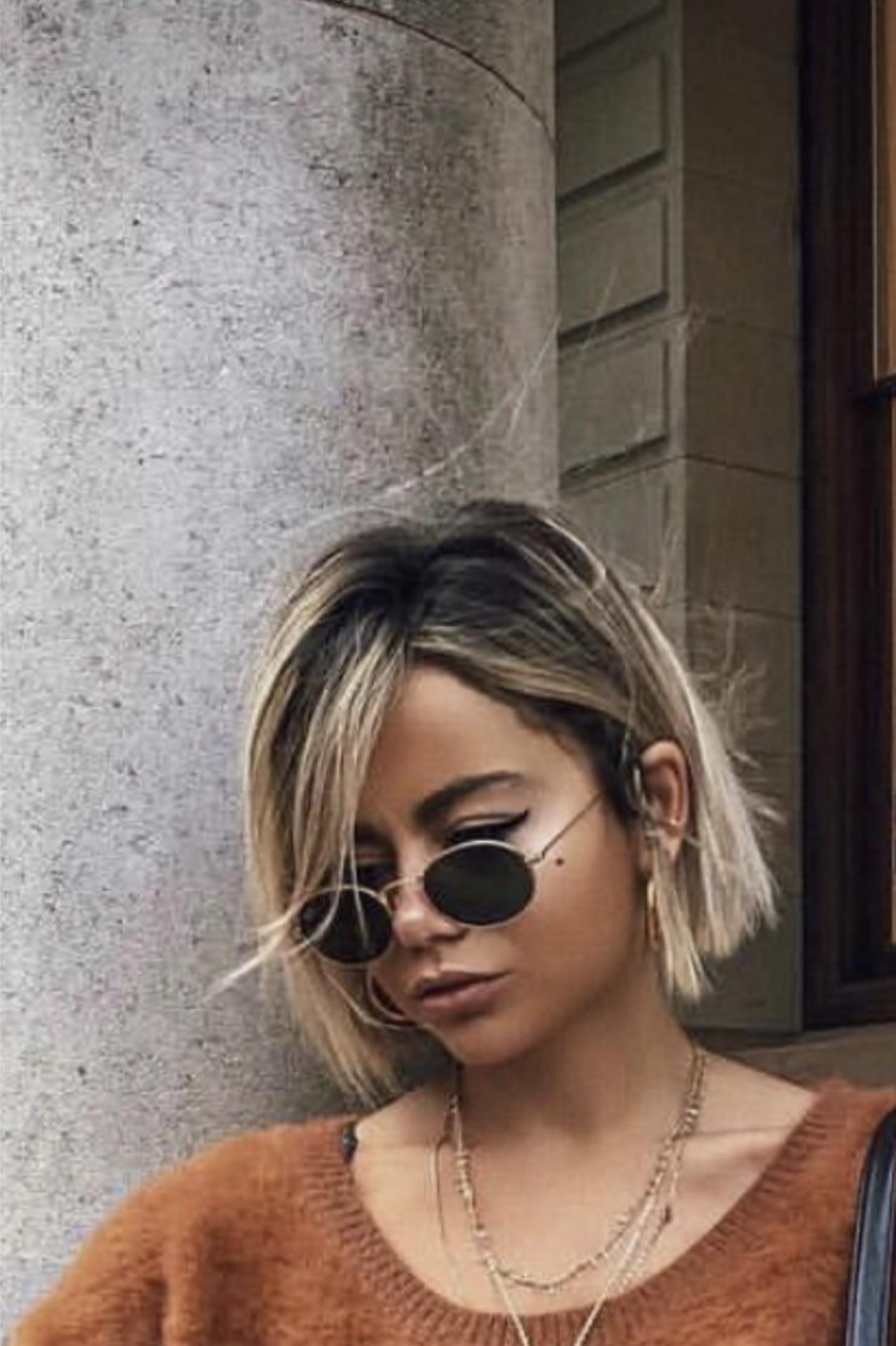 Fine Bob With Blunt Bangs And Blonde Highlights — Blonde to Brunette Hair