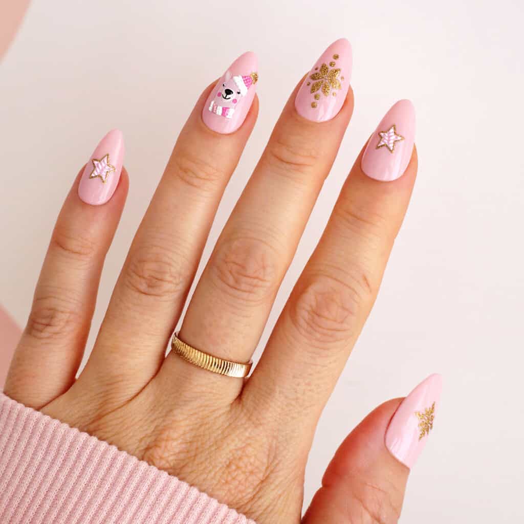 Charming Winter Bear and Stars — Cute Winter Nails