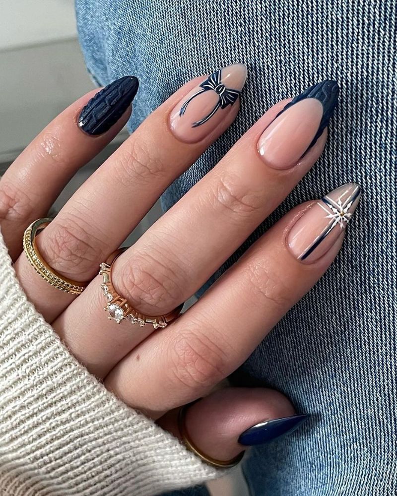 Almond Nails Navy Knit & Bow Accents Almond Nails Navy Knit & Bow Accents — Everyday Winter Nails