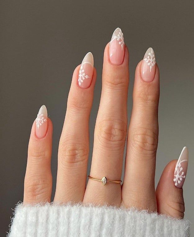 Winter Nails: Easy Ideas Designs, and Color Inspiration • OhMeOhMy Blog