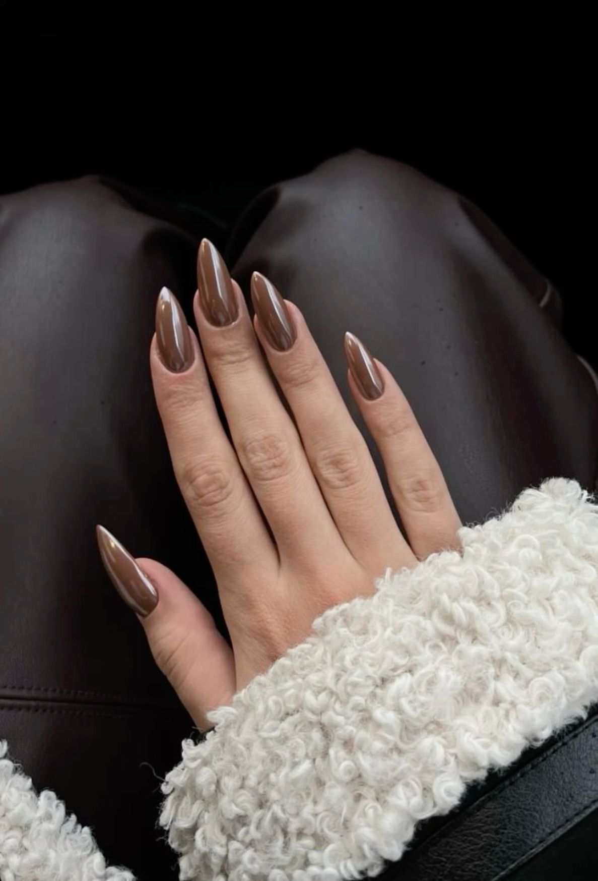 Visual Idea Visual Idea — Chocolate Brown Nails