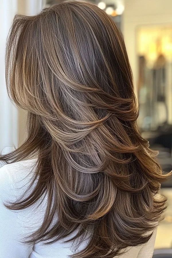 Mid-Back Layers With Blonde Highlights Mid-Back Layers With Blonde Highlights — Winter Hairstyles for Thin Hair