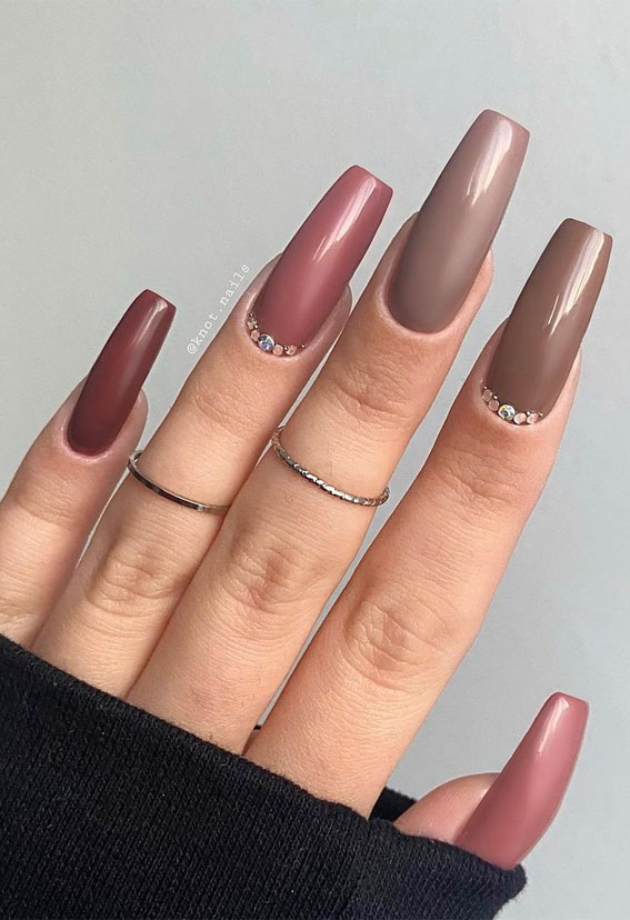 Dusty Rose Muted Brown Glossy Coffin Nails Dusty Rose Muted Brown Glossy Coffin Nails — Long Winter Nails