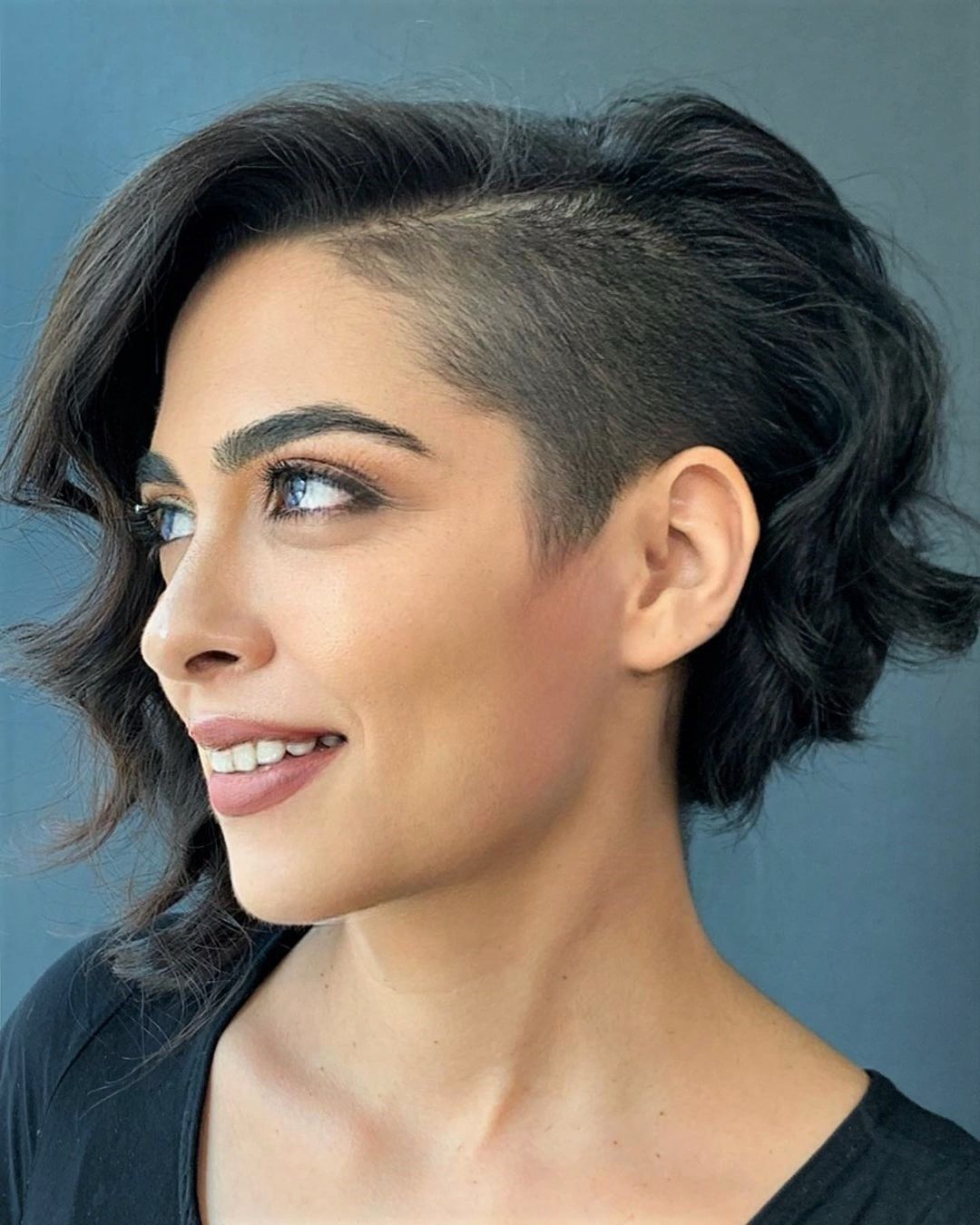 Collarbone-Length Visual Idea Collarbone-Length Visual Idea — Winter Haircuts for Wavy Hair