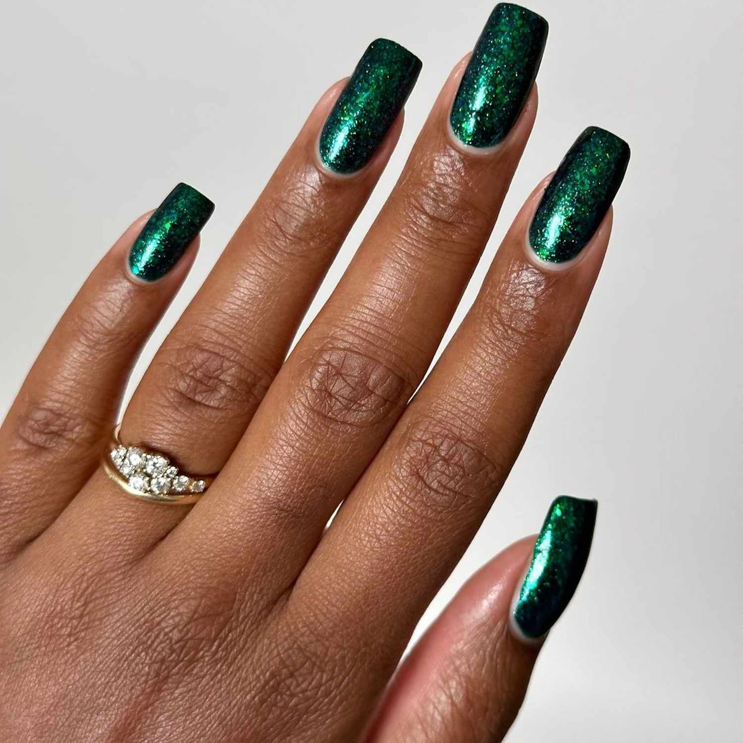 Deep Green Glitter Sparkle Nails Deep Green Glitter Sparkle Nails — Winter Green Nails