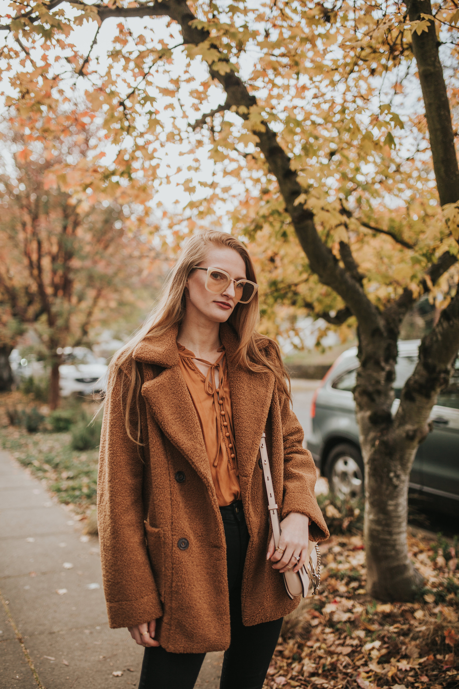 Autumn Casual Outfit Idea — Teddy Coat Outfits