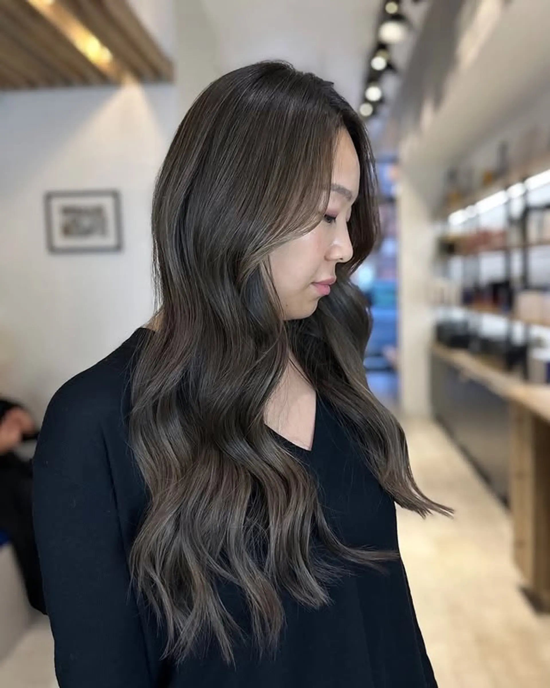 Mid-Back Cool-Toned Mushroom Brown Balayage Mid-Back Cool-Toned Mushroom Brown Balayage — Mushroom Brown Hair