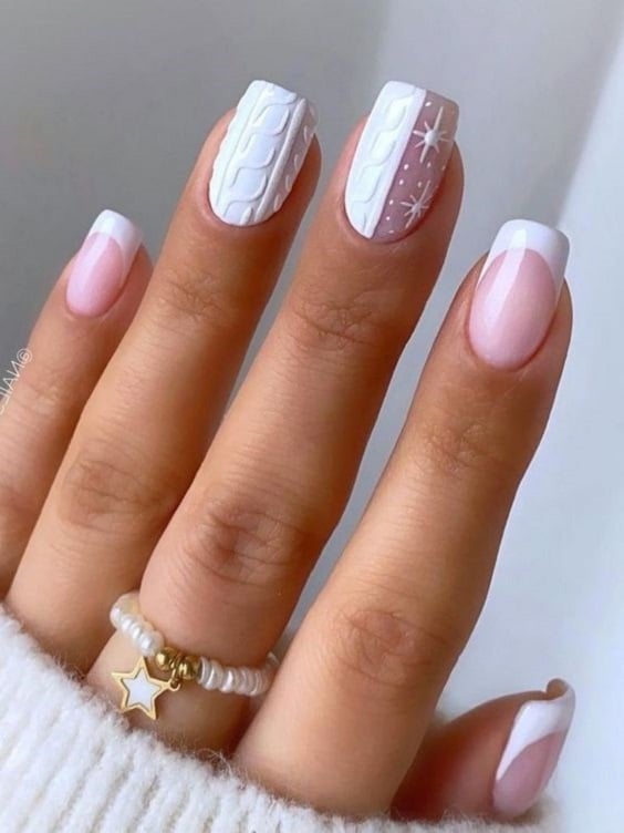 Short Square Cable Knit Star French Nails Short Square Cable Knit Star French Nails — Winter Wedding Nails