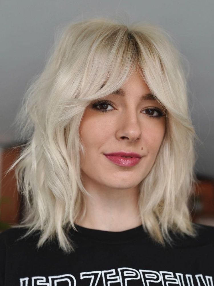 Shaggy Lob With Bold Curtain Bangs — Winter Haircuts with Curtain Bangs