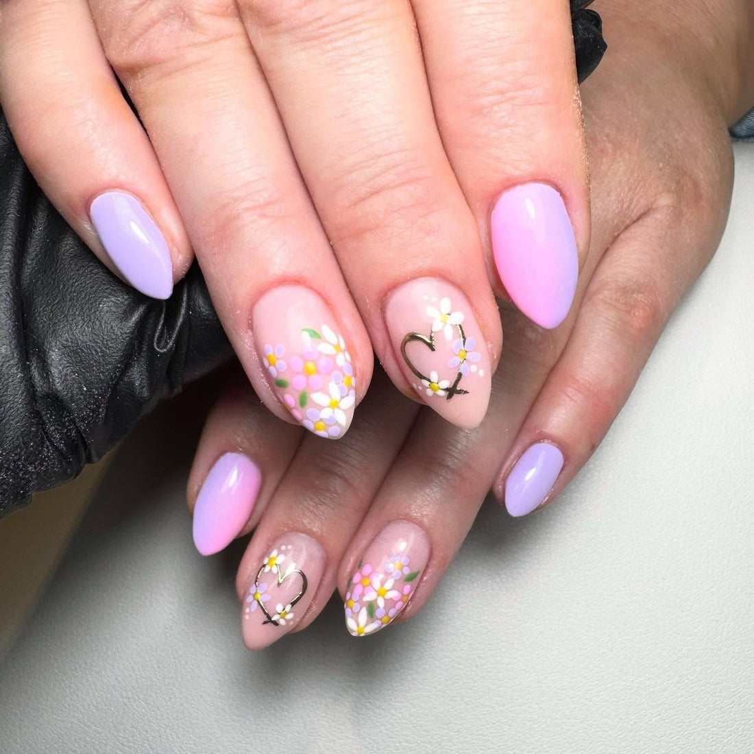 Lavender Pink Gradient Daisies Hearts Lavender Pink Gradient Daisies Hearts — Winter to Spring Transition Nails