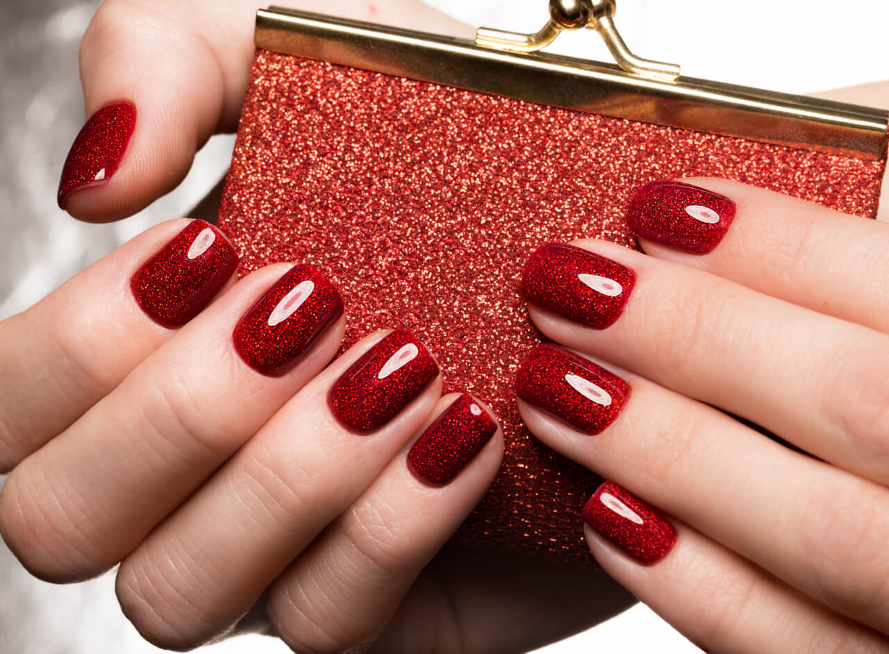 Rose Gold Chrome Oval Nails Rose Gold Chrome Oval Nails — Winter Wedding Nails
