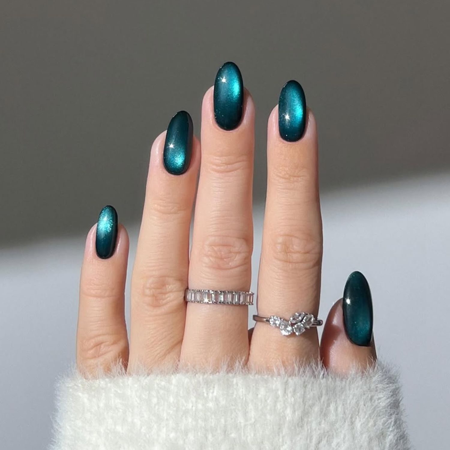 Deep Teal Magnetic Velvet Nails
